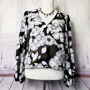 BAR III SIZE M PURPLE‎ SPRIN FLORAL TOP BLOUSE NEW